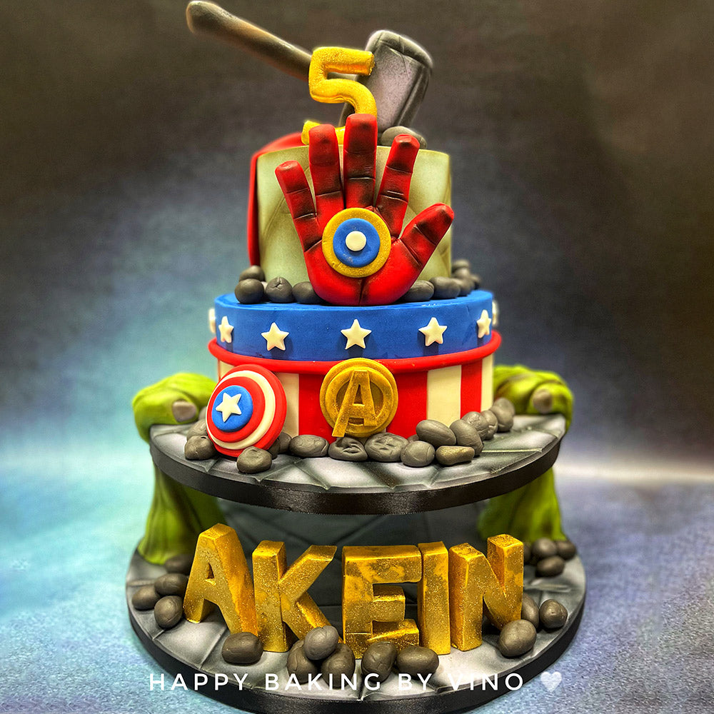 Avengers Cake 02