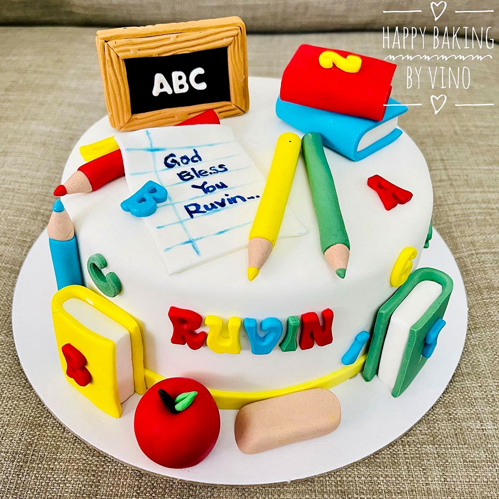 School Themed Cake 04