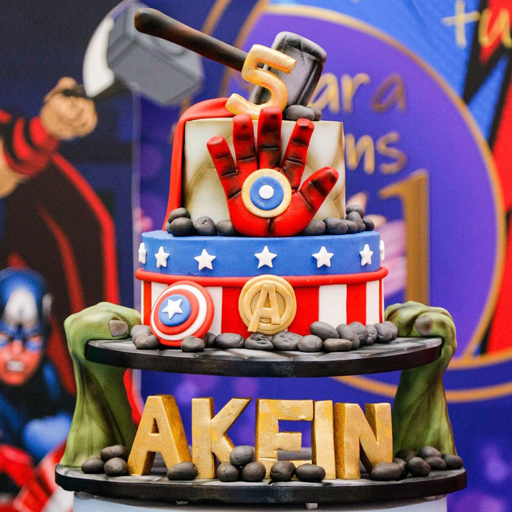 Avengers Cake 02