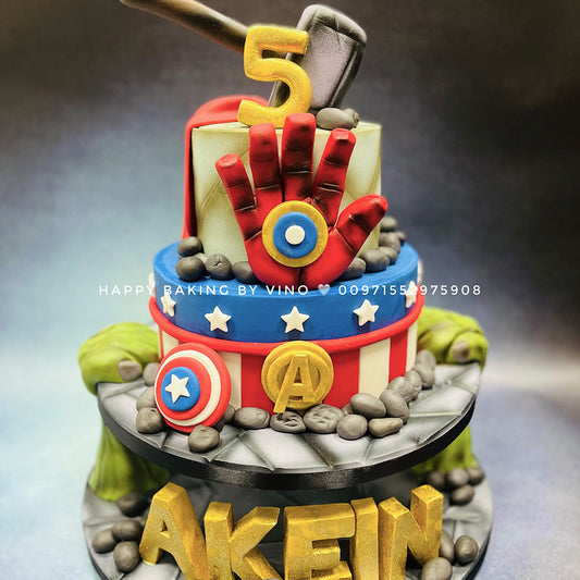 Avengers Cake 02