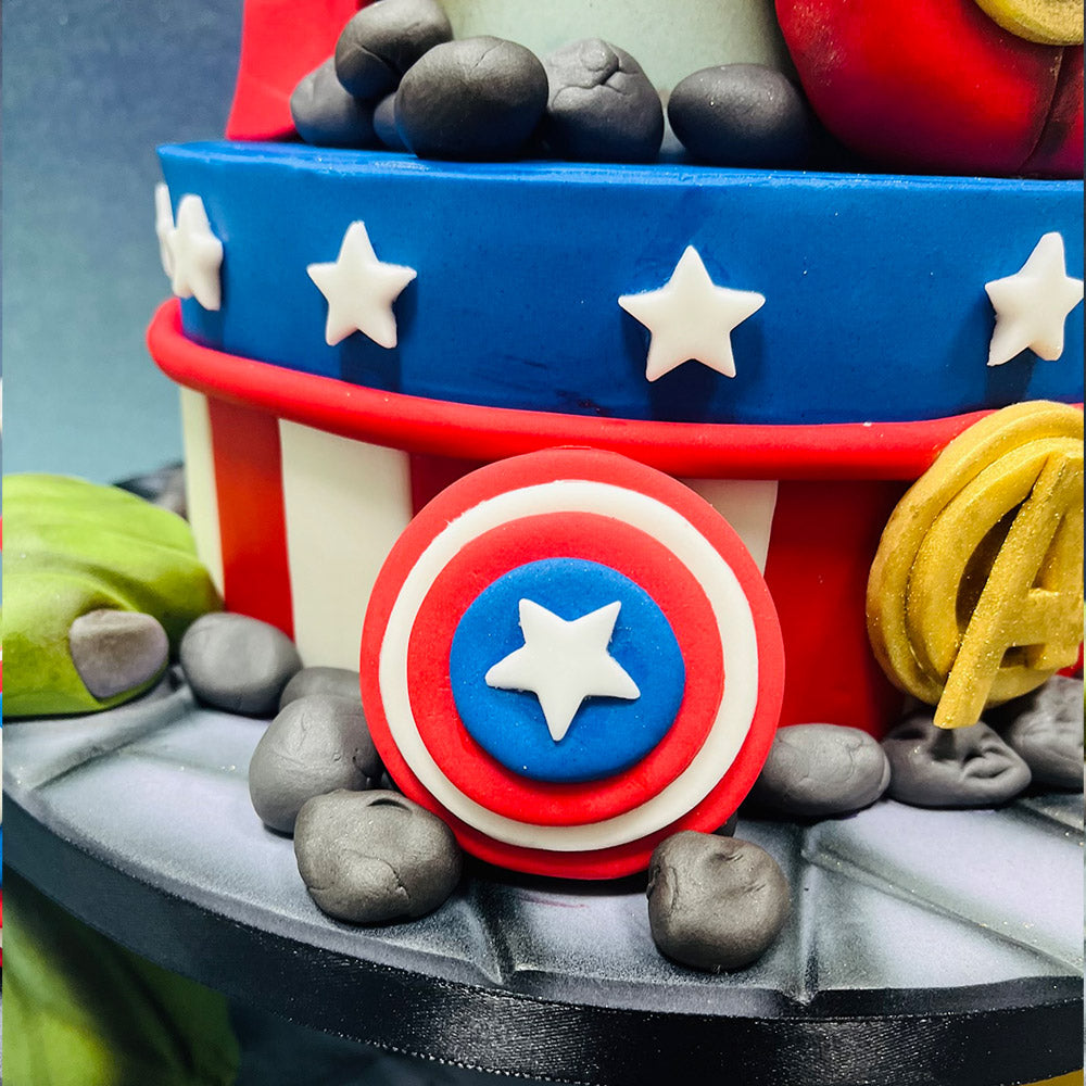Avengers Cake 02