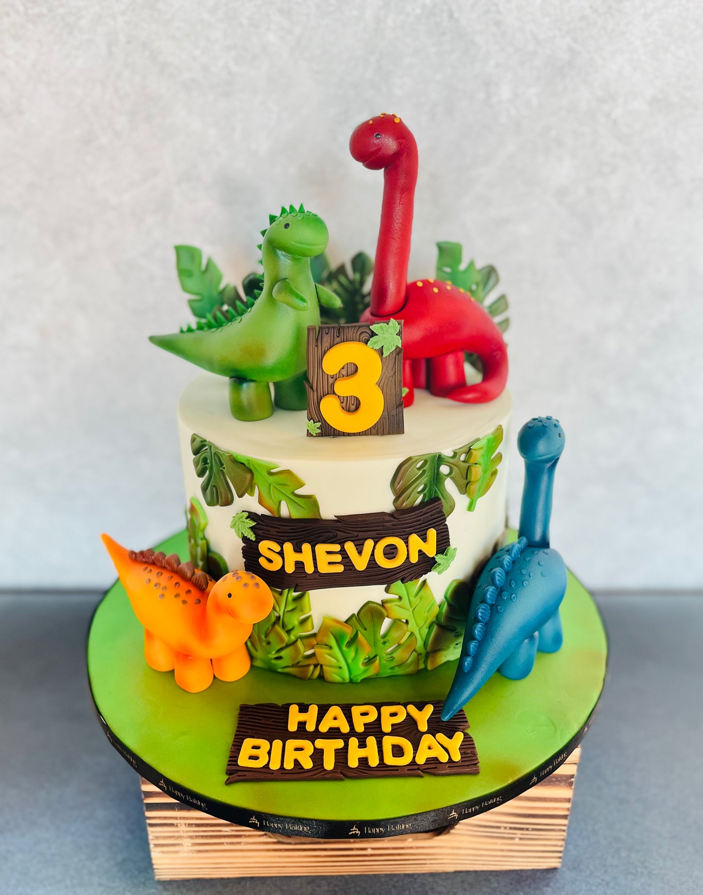 Baby Dino Cake 01