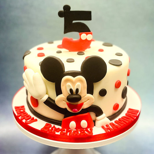 Minnie Mouse Cake