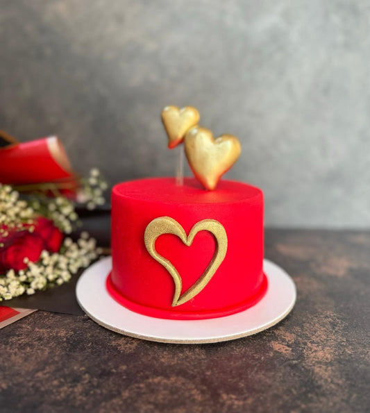 ❤️ Valentine’s Fondant Cake