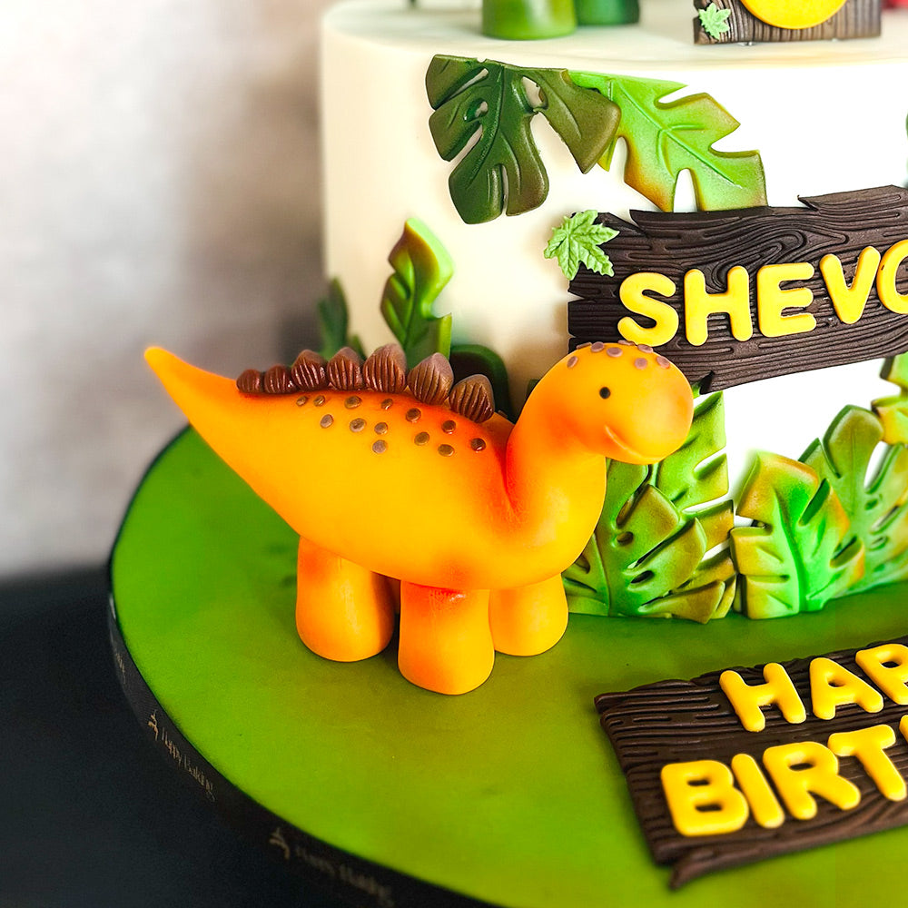 Baby Dino Cake 01