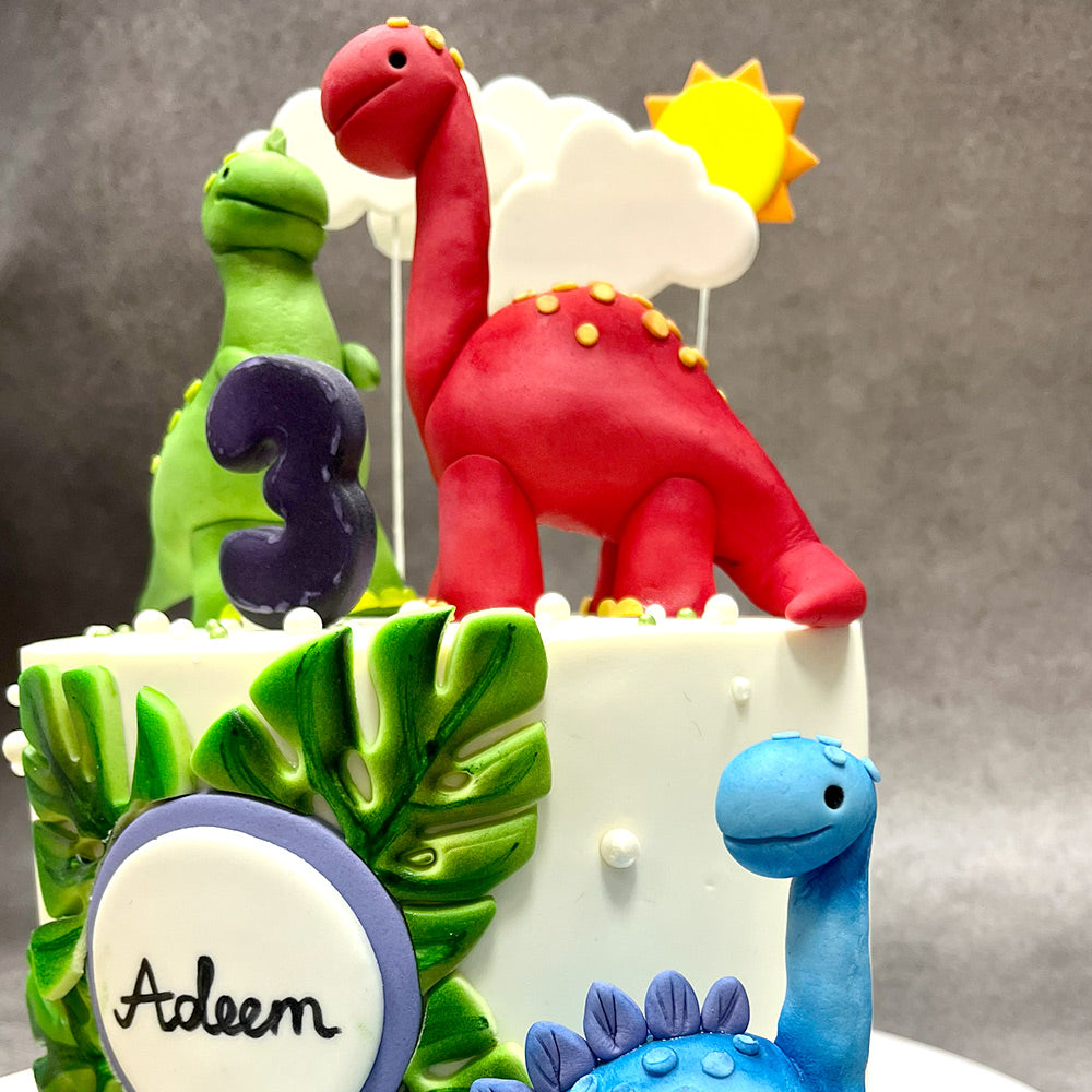 Baby Dino Cake 03